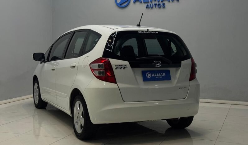 
								HONDA FIT 1.4 LX MT CON 103.000KM lleno									