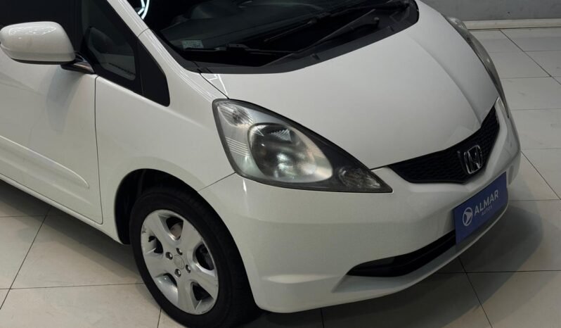 
								HONDA FIT 1.4 LX MT CON 103.000KM lleno									