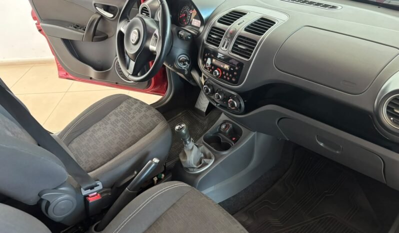 
								FIAT PALIO ATTRACTIVE 5P 1.4 8V 2018 CON 88.000 KM full									
