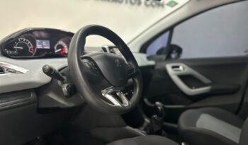 
									PEUGEOT 208 ALLURE 2015 CON 114.000KM lleno								