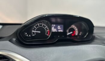 
									PEUGEOT 208 ALLURE 2015 CON 114.000KM lleno								