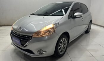 
									PEUGEOT 208 ALLURE 2015 CON 114.000KM lleno								