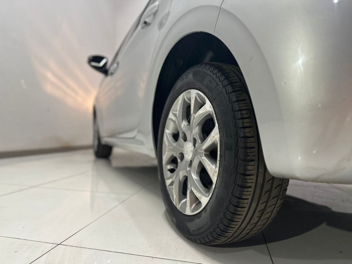 peugeot 208 2015 (6)