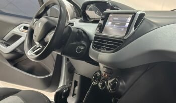 
									PEUGEOT 208 ALLURE 2015 CON 114.000KM lleno								