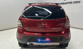 
									RENAULT SANDERO STEPWAY 2012 CON 120.000KM lleno								