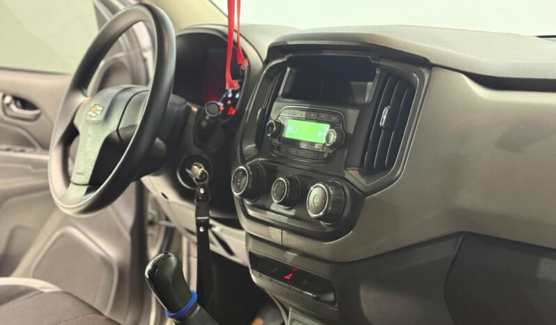 
								CHEVROLET S10 2.8 TD 4X2 CON 84.000KM lleno									