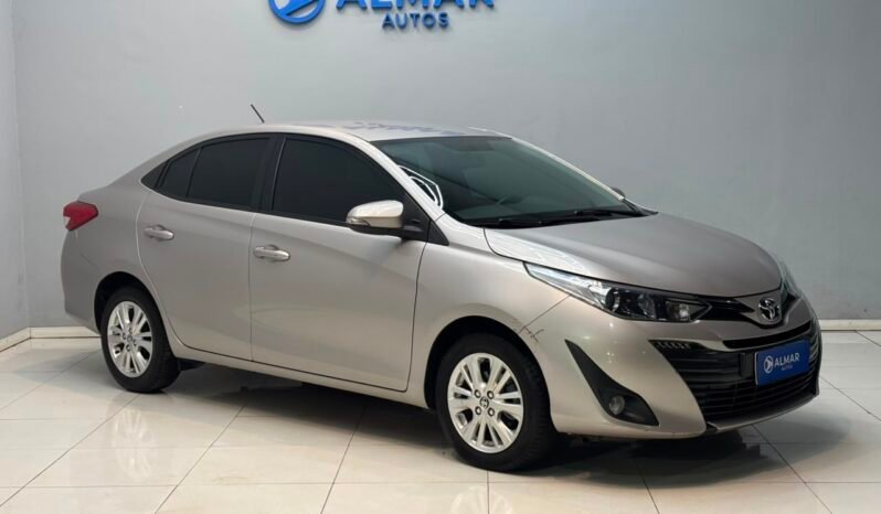 toyota yaris xls