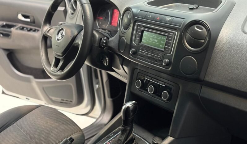 
								VOLKSWAGEN AMAROK 2.0 TDI 4X2 TRENDLINE 180HP AT 2015 CON 185.000KM lleno									