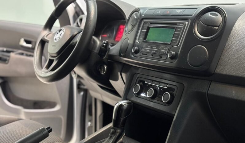 
								VOLKSWAGEN AMAROK 2.0 TDI 4X2 TRENDLINE 180HP AT 2015 CON 185.000KM lleno									